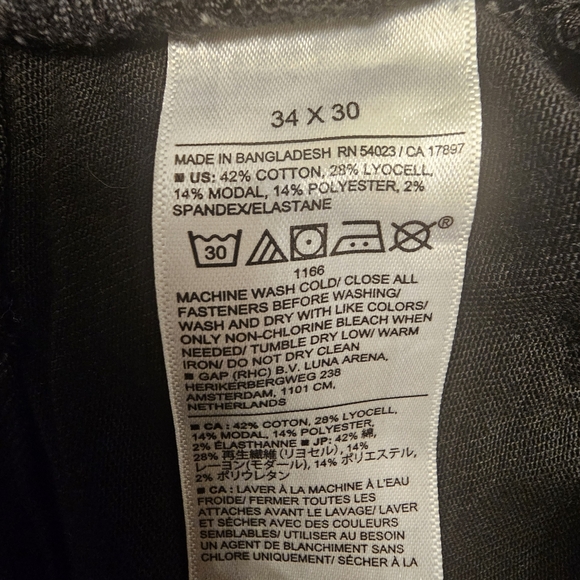 Banana Republic Men's Slim Travel Jean Black Wash - Picture 4 of 4